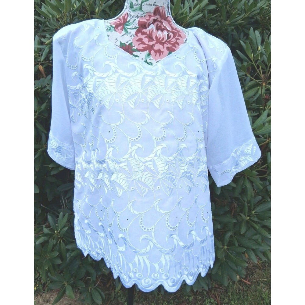 Vintage Elegant Wear White Eyelet Top Embroidered Cottage Women XL 16/18 Summer